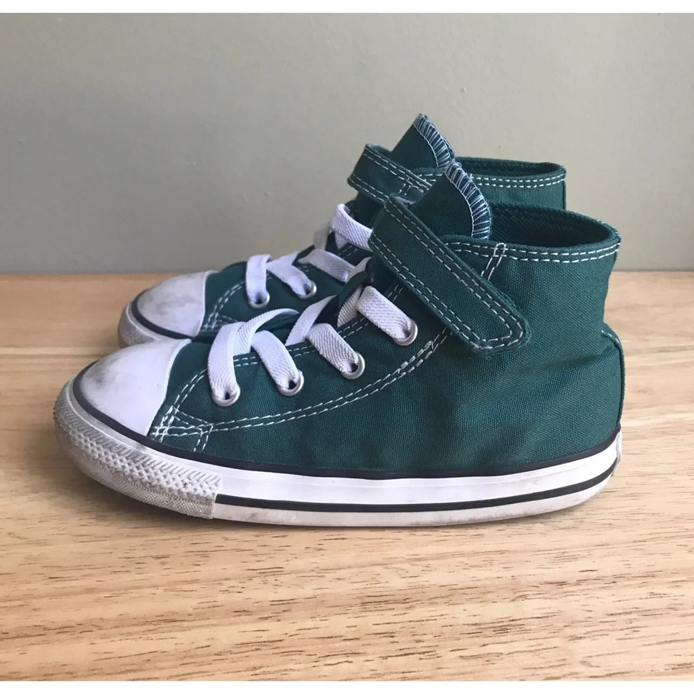 Converse All-Star Chuck Taylor High-Tops Green Size: US Toddler 10 EUR 26